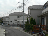 東京都町田市小山田